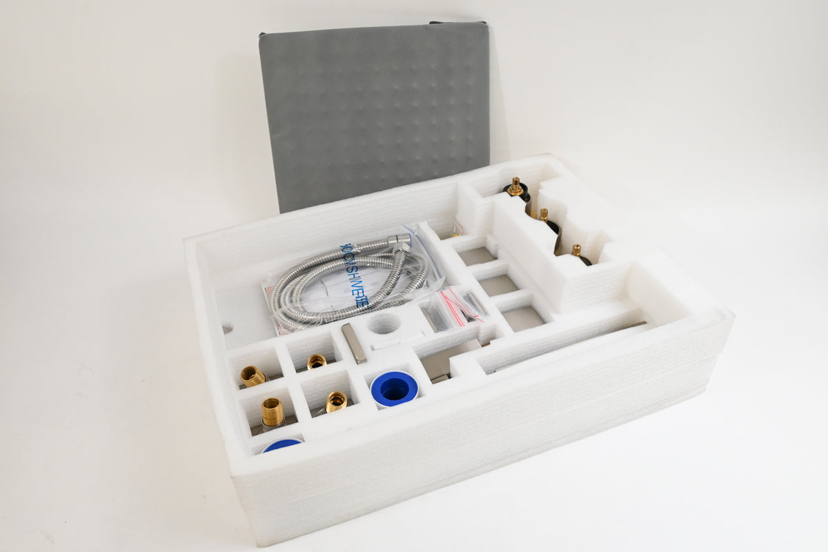 ZYGOLVQ Rain-Shower System with Body Jets: 12, Silver
