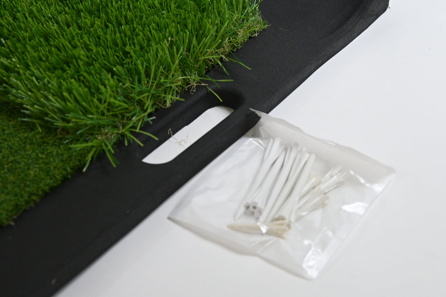 ENHUA GOLF Hitting Mat Ball Tray, 21 x 18" Turf Pad w/9Tees - Open Box