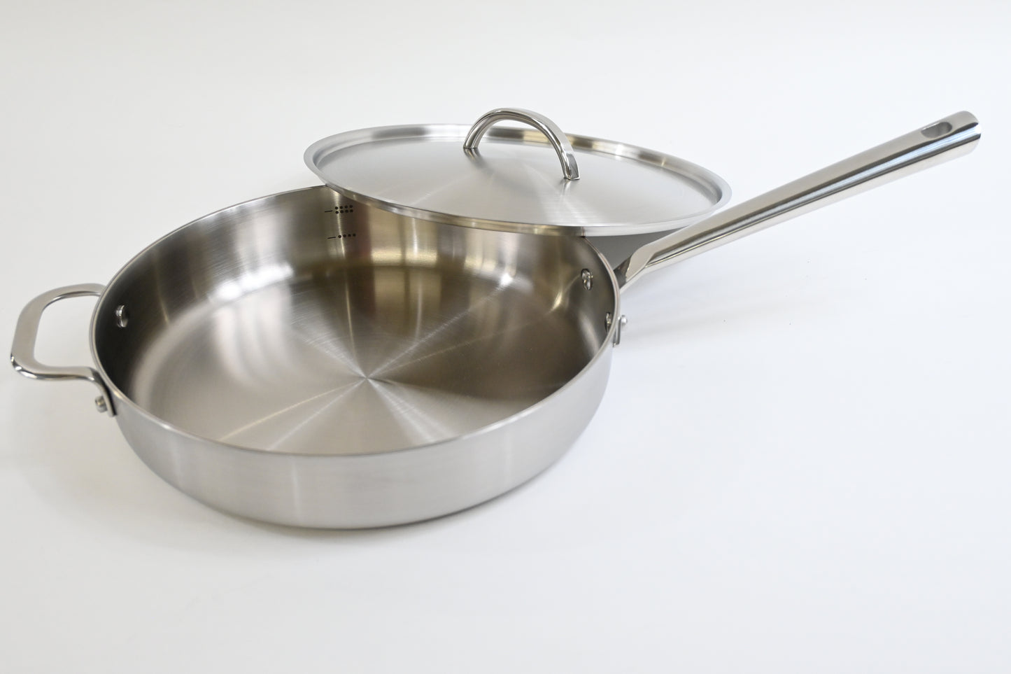 Material, The Stainless Steel Sauté Pan and Lid, 10.5", 3QT Capacity