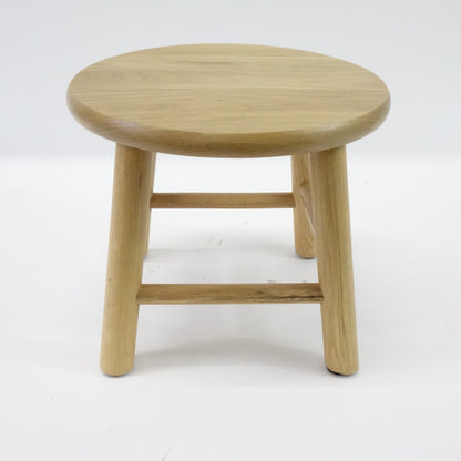 9" Round Step Stool for Adults & Kids, Oak Hardwood, Fully Assembled (Natural)
