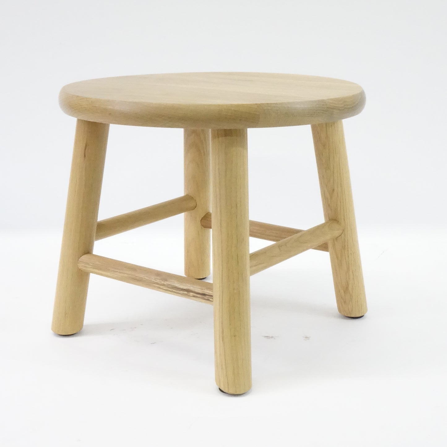 9" Round Step Stool for Adults & Kids, Oak Hardwood, Fully Assembled (Natural)