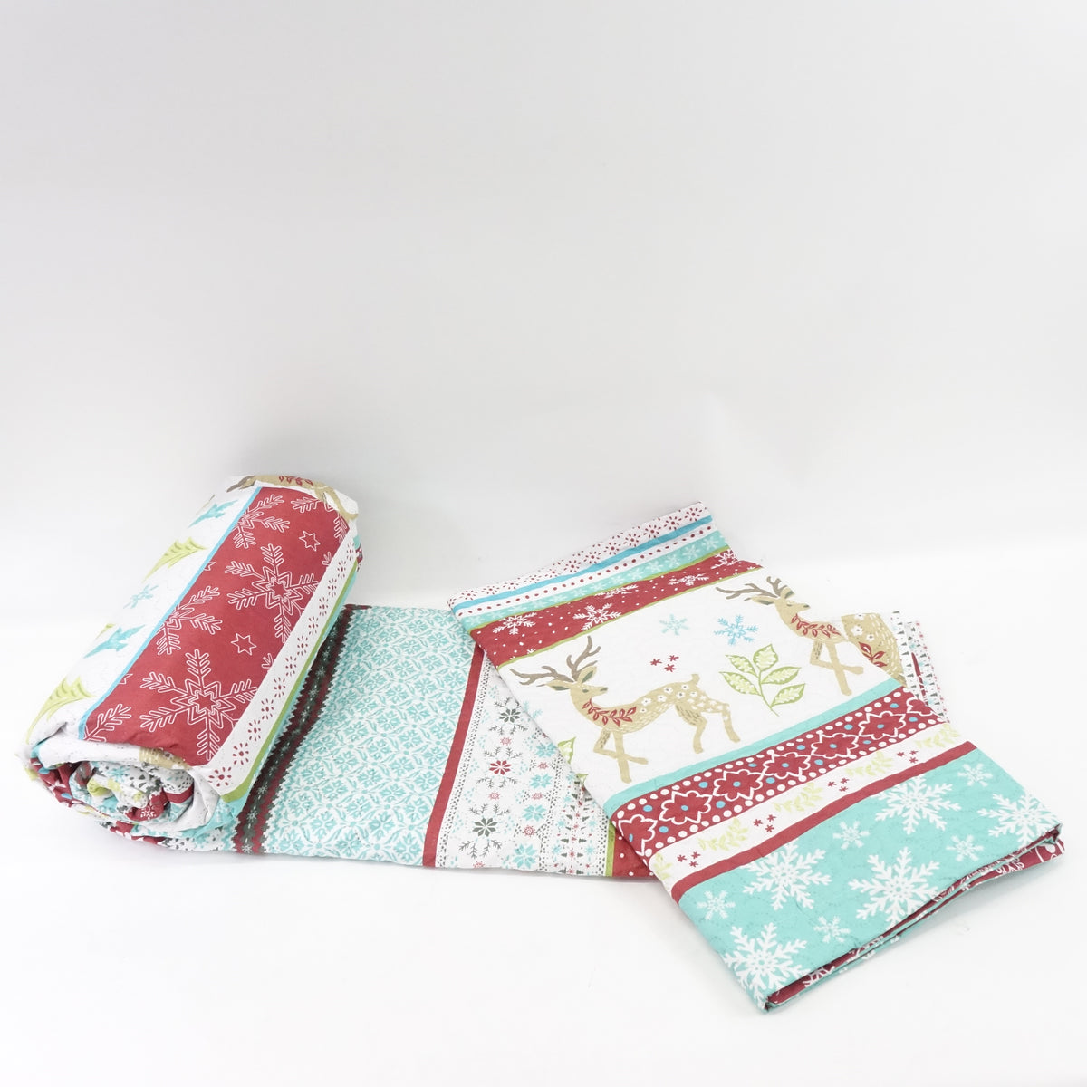Jarson Christmas Quilt Set King Size 3-Piece (1 Quilt + 2 Pillow Shams)