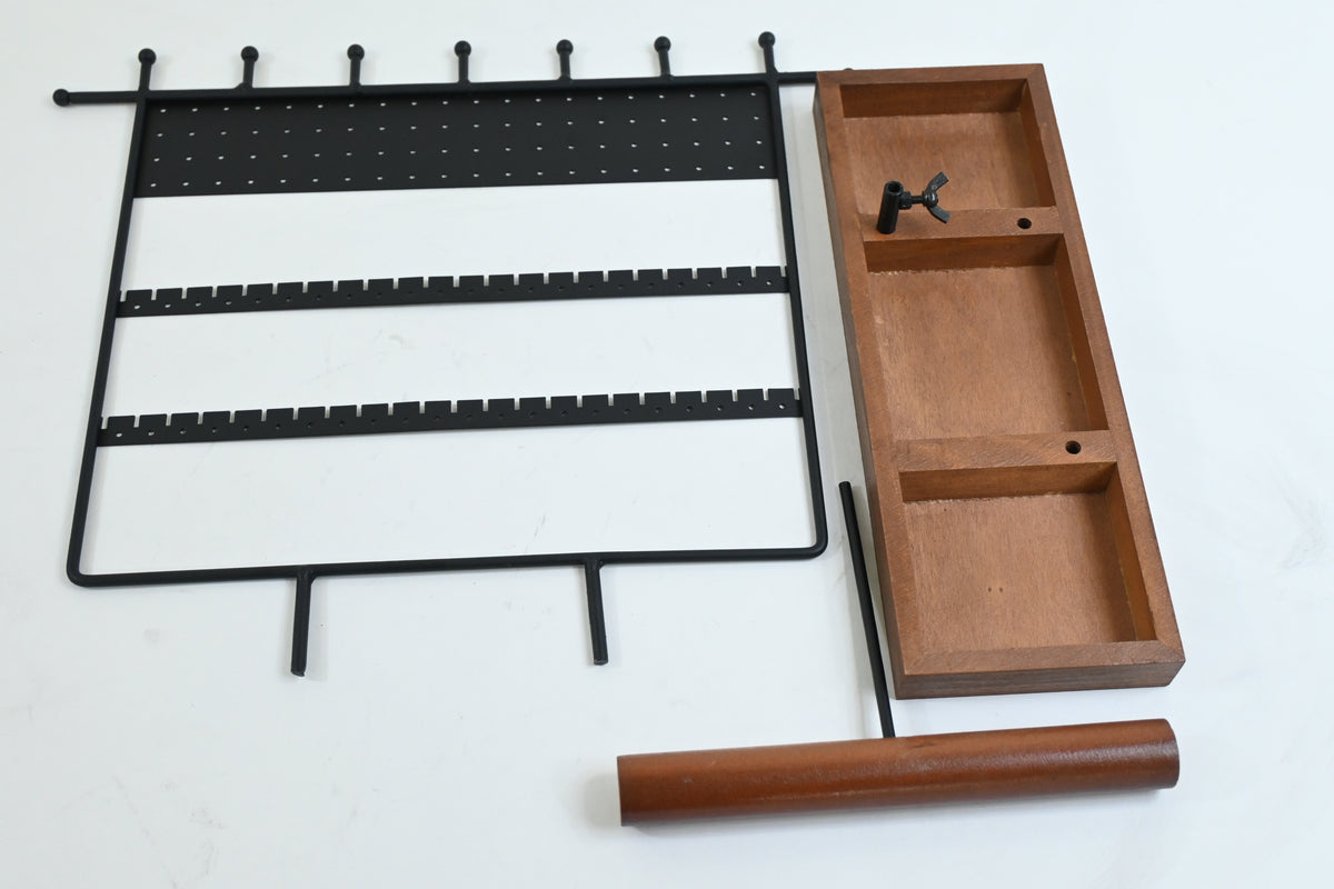 QILICHZ Earring Organizer and Holder w/ 124 Holes and Wooden Tray - New