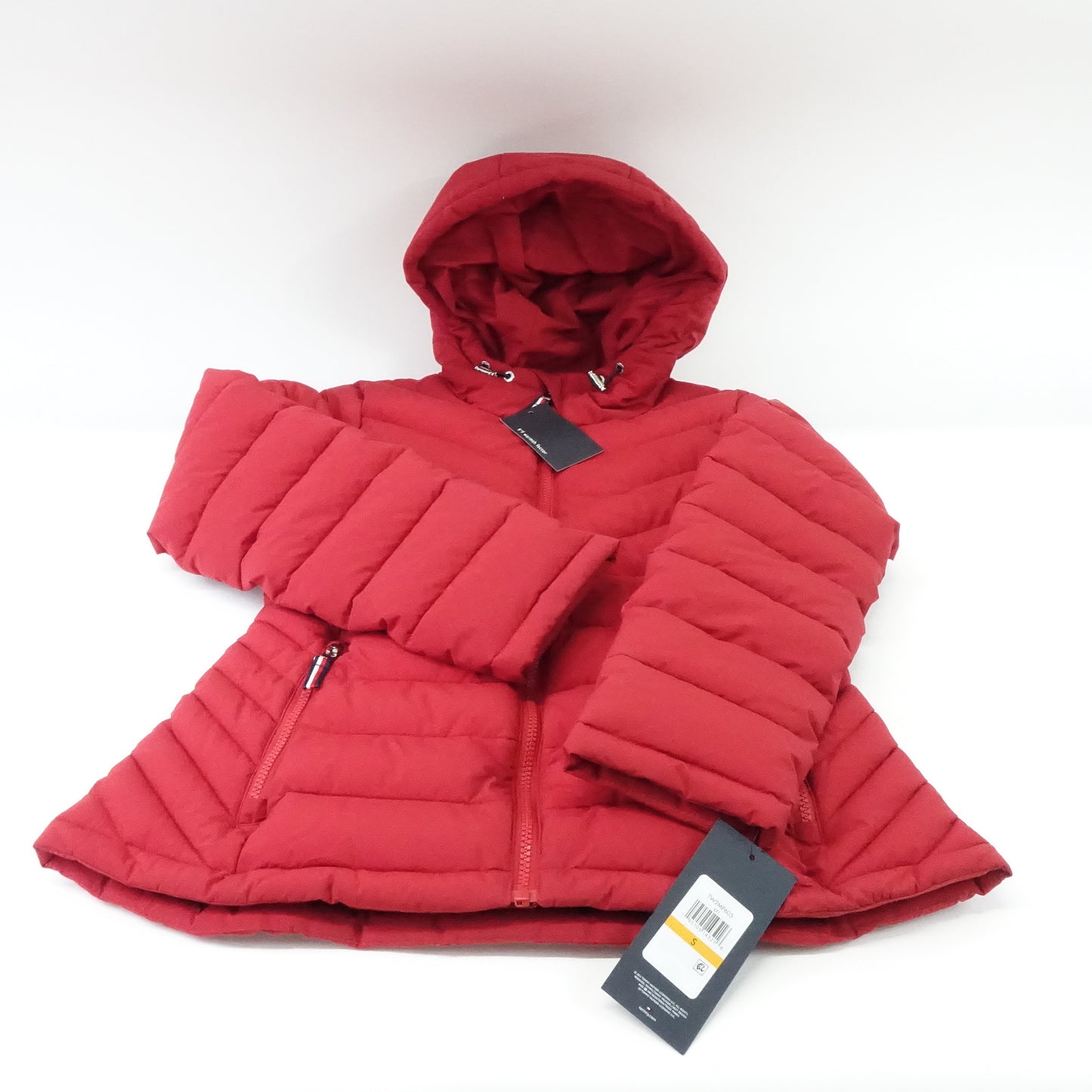 Tommy Hilfiger Hooded Packable Jacket, Small, Red