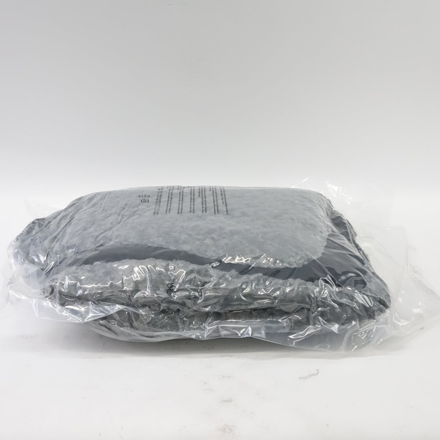 Amazon Basics Washable Cat and Dog Bed, Indoor, 40 x 27 x 3.5", Gray - New