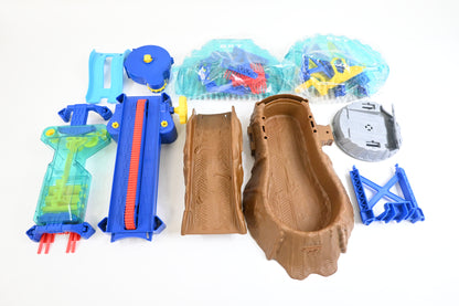 Megalodon Monster Truck Wash Spin Playset, Monster Jam Kids Toy - Grade A