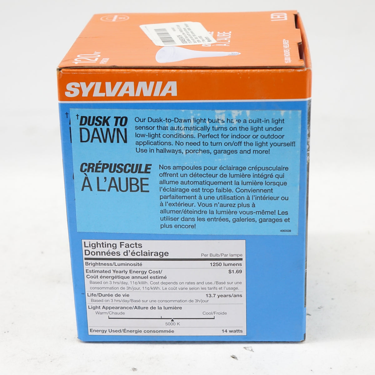 SYLVANIA PAR38 Dusk to Dawn LED Light Bulb 120W=14W 1250 Lumens 5000K 1 Pack
