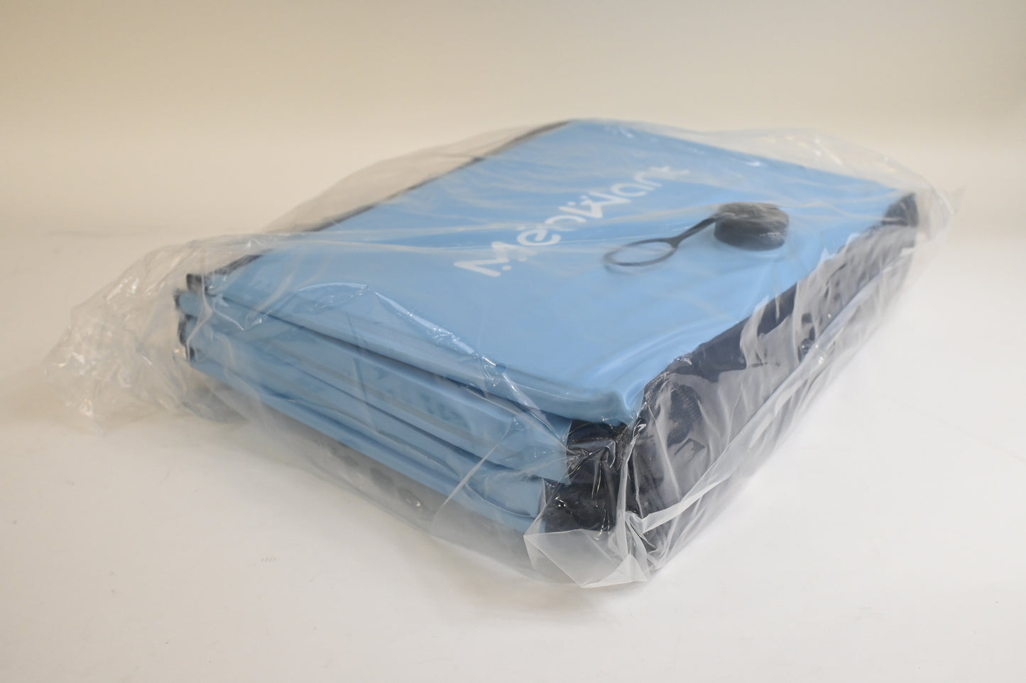 Meowant Foldable Dog Pool XL 63"x12" Hard Plastic Collapsible Pet Bath Tub - New