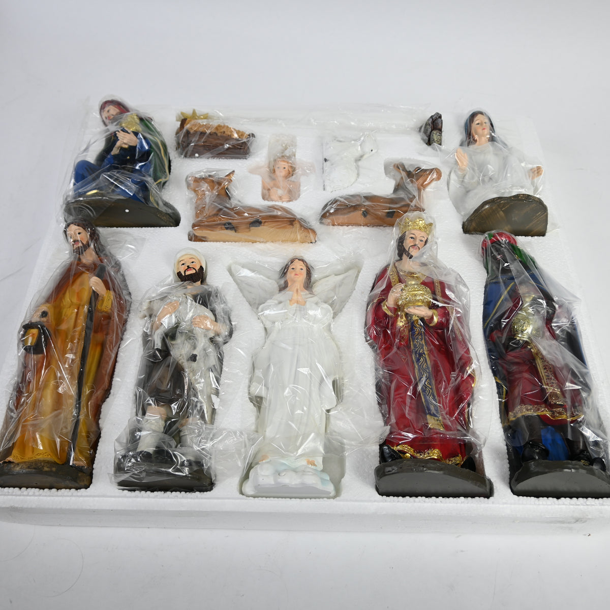 BESBLEE Nativity Set 13 Piece 11.8" Resin Figurines Christmas Tabletop Décor
