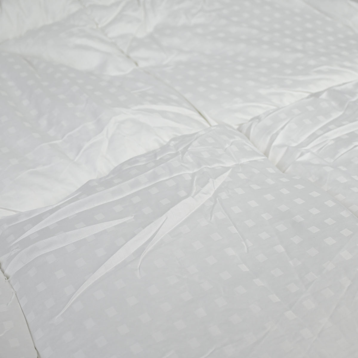 KARRISM Queen Extra Thick Mattress Topper Cooling Pillow Top 400TC Deep Pocket