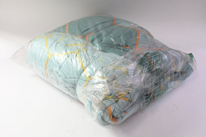 Teal and Yellow Patterned Comforter 100% Polyester (size not known)