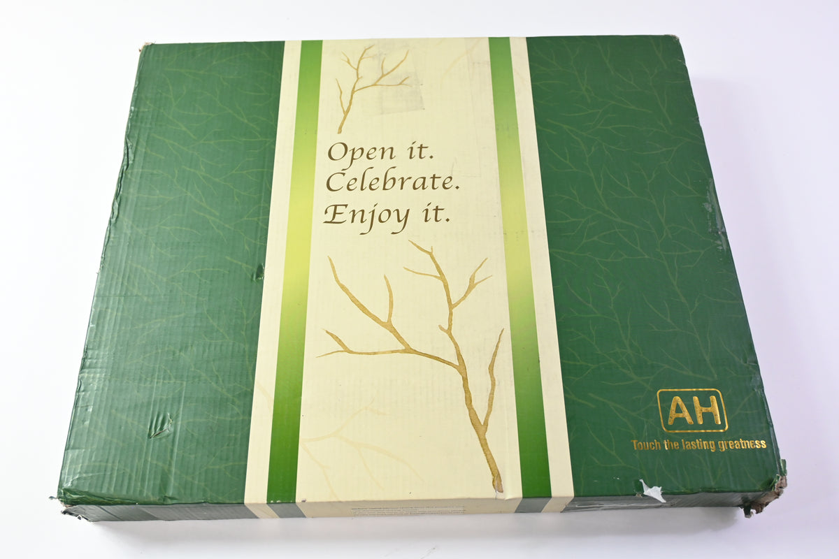 AH Touch Lasting Greatness- Wooden Cutting Board Velcro Stabilizers - Open Box