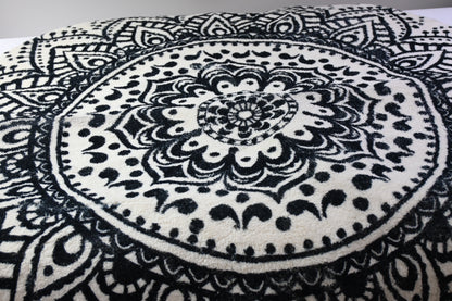 4ft Mandala Boho Round Rug, Non-Slip, Washable, Soft, White/Black