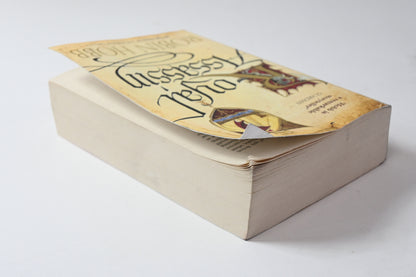 Royal Assassin Robin Hobb (Book Two of the Farseer Trilogy)