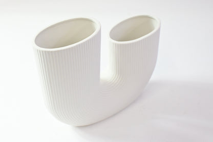 White Irregular U-Shaped Ceramic Vase Striped Flower Vase Wedding Home Décor