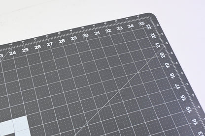 Fiskars Self Healing Cutting Mat for Quilting, Arts and Crafts, 24 - New