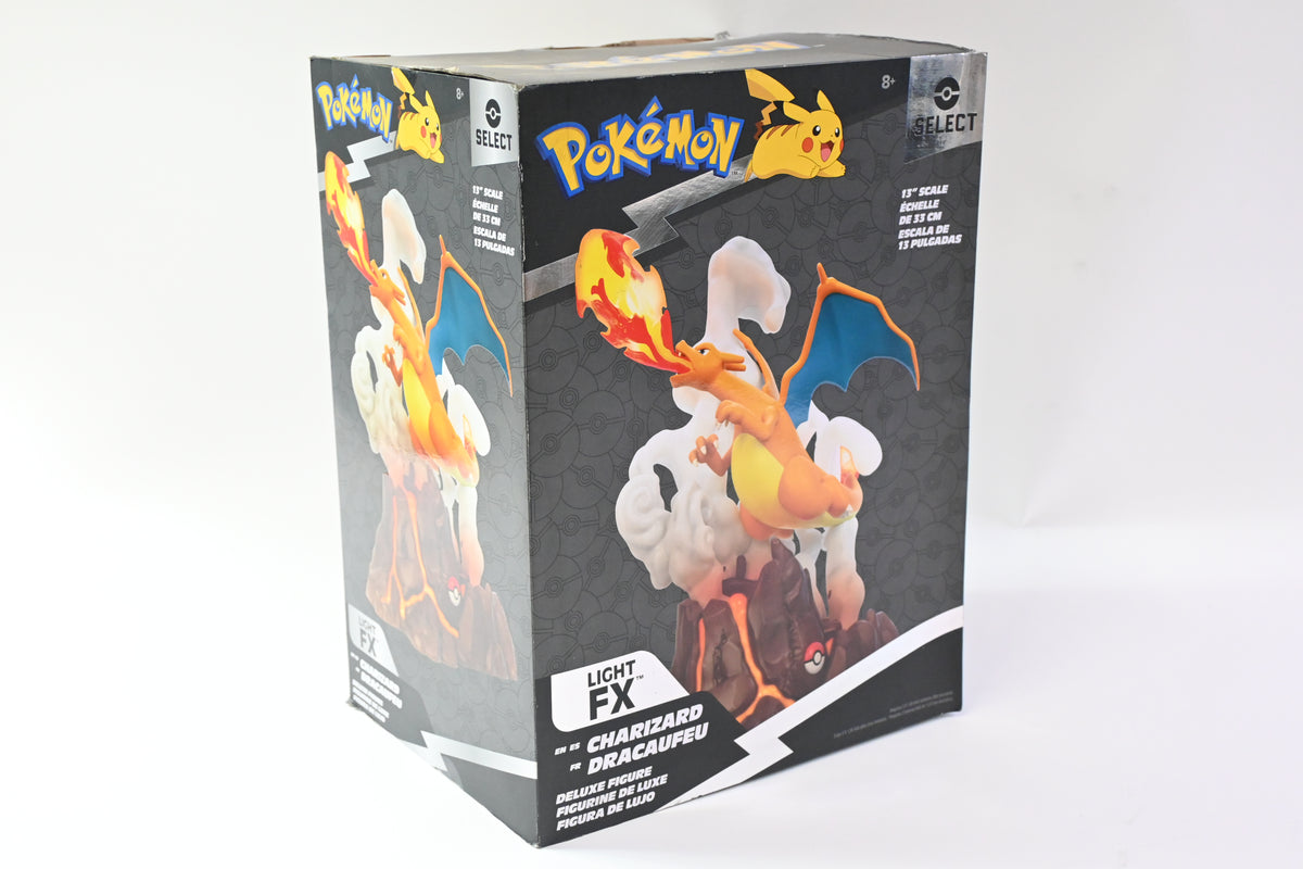 Pokémon PKW3173 Deluxe Collector Statue Glurak Official Collectible Figure