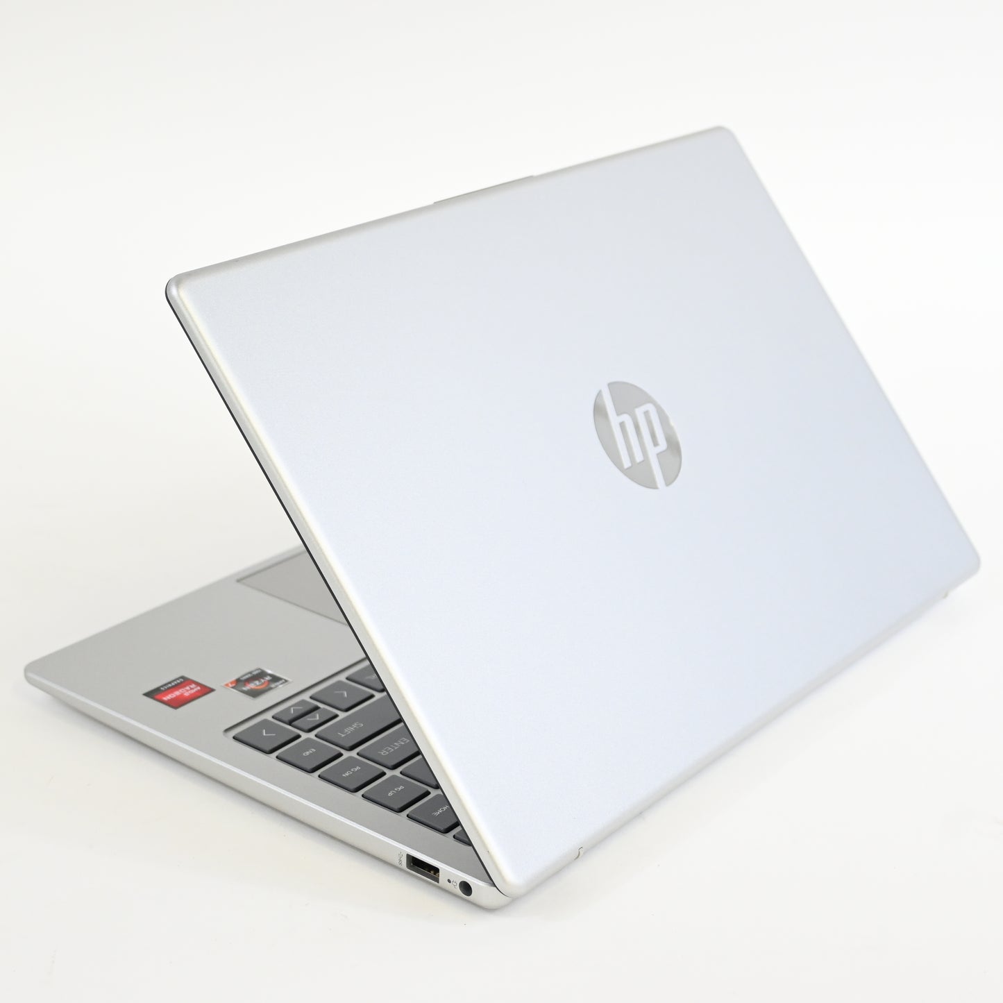 HP 14" HD Laptop Ryzen 7 5825U 16GB RAM 1TB SSD Windows 11 Home