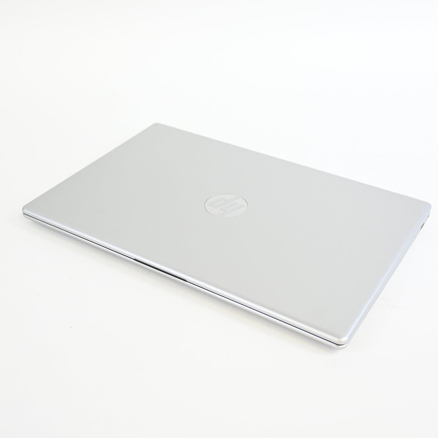 HP 15-fd0335nr 15.6" Touchscreen Laptop i5-1334U 12GB 512GB SSD Silver - Grade A