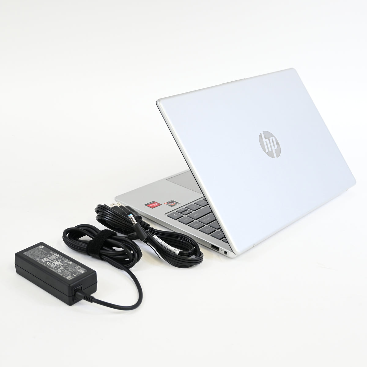 HP 14" HD Laptop Ryzen 7 5825U 16GB RAM 1TB SSD Windows 11 Home
